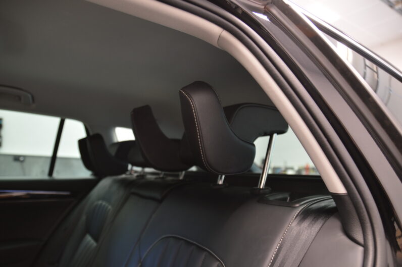 Škoda Superb Combi 2.0 TDI DSG