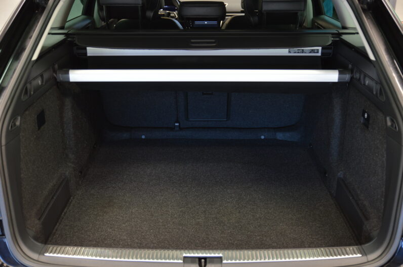 Škoda Superb Combi 2.0 TDI DSG
