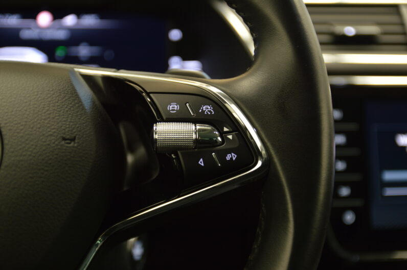 Škoda Superb Combi 2.0 TDI DSG