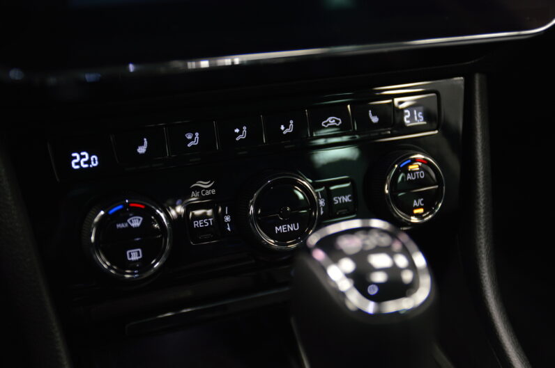 Škoda Superb Combi 2.0 TDI DSG