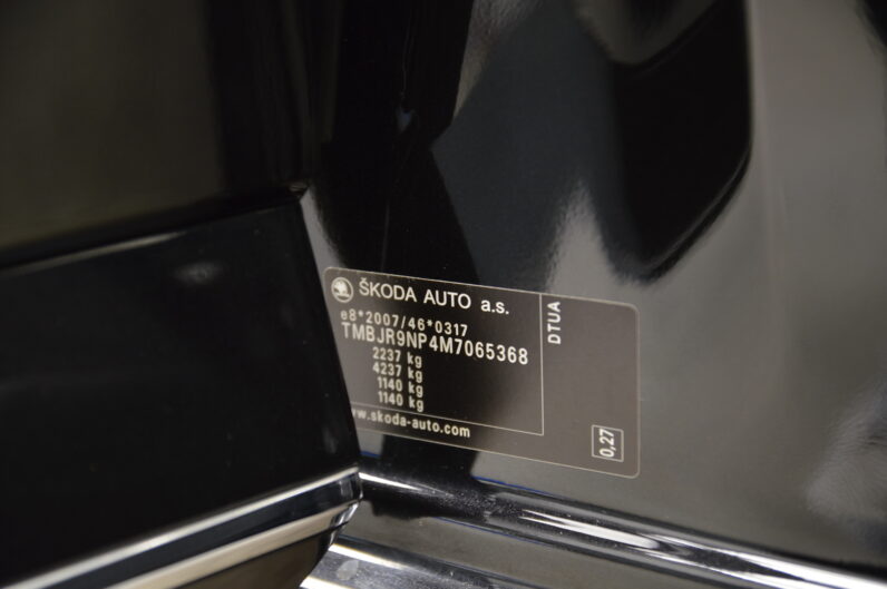 Škoda Superb Combi 2.0 TDI DSG