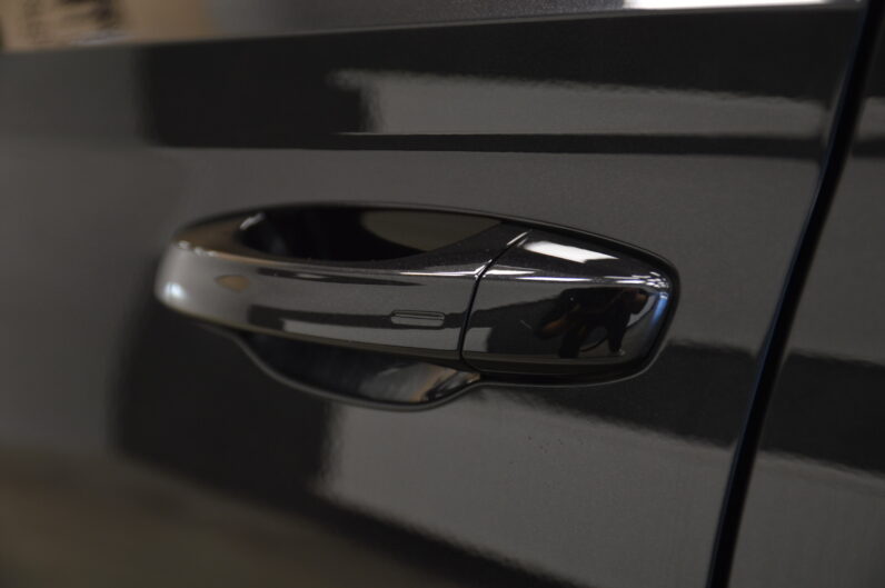 Škoda Superb Combi 2.0 TDI DSG