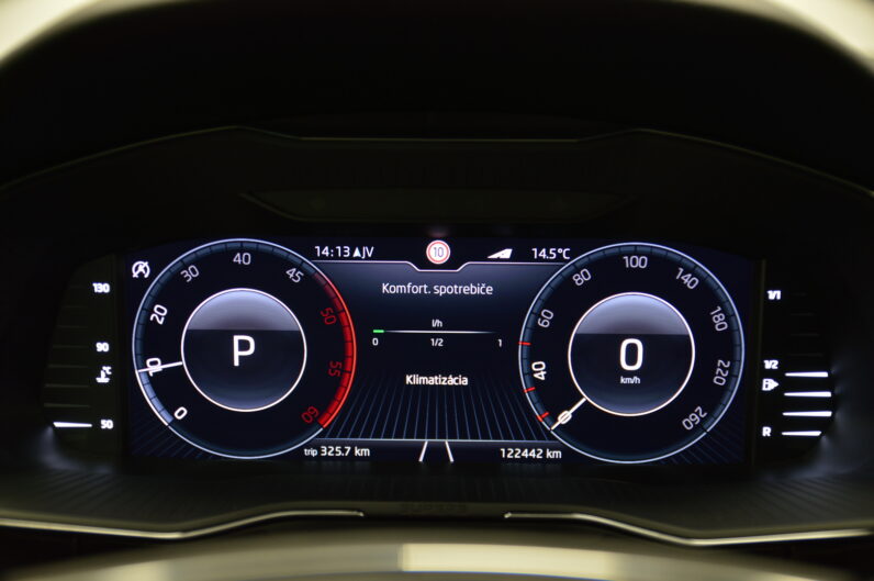 Škoda Superb Combi 2.0 TDI DSG