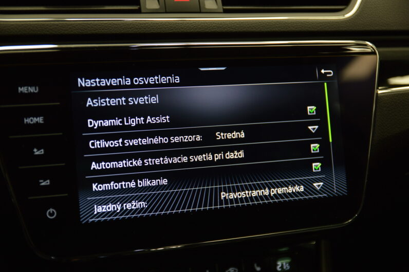 Škoda Superb Combi 2.0 TDI DSG