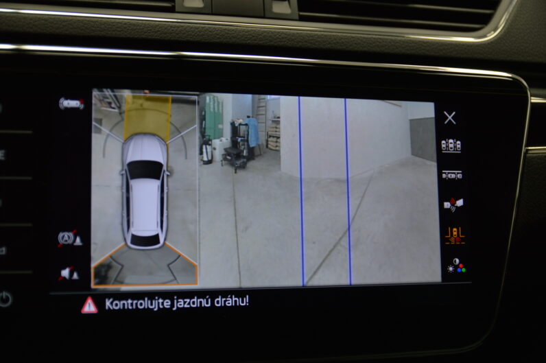 Škoda Superb Combi 2.0 TDI DSG